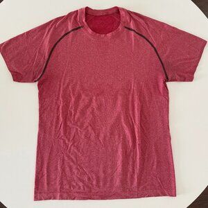 Lululemon Men's Metal Vent Tech Short Sleeve Shirt Red Medium